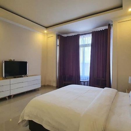 Grand Puri Hotel Batununggul Екстер'єр фото