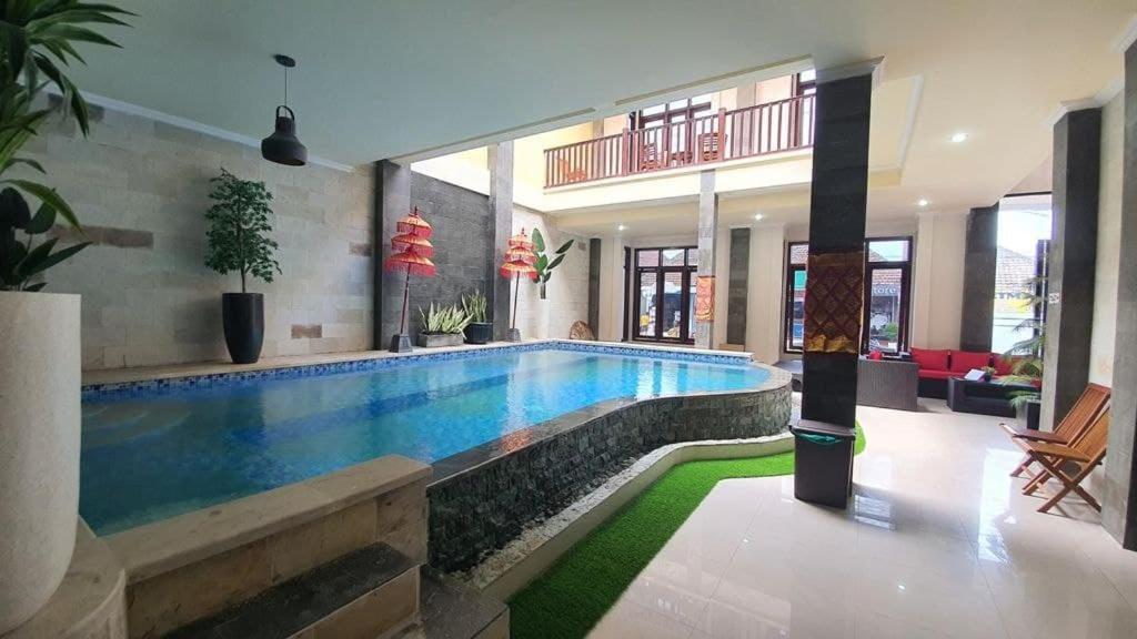 Grand Puri Hotel Batununggul Екстер'єр фото